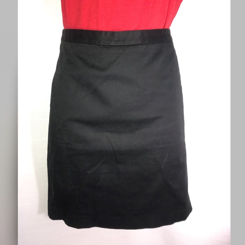Black Express pencil skirt.